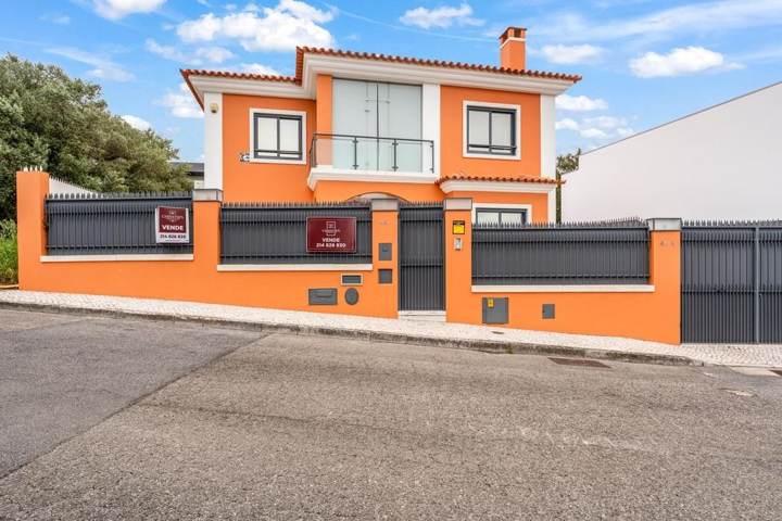 Moradia T3+2 com piscina em Alcoitão, Cascais — foto 1